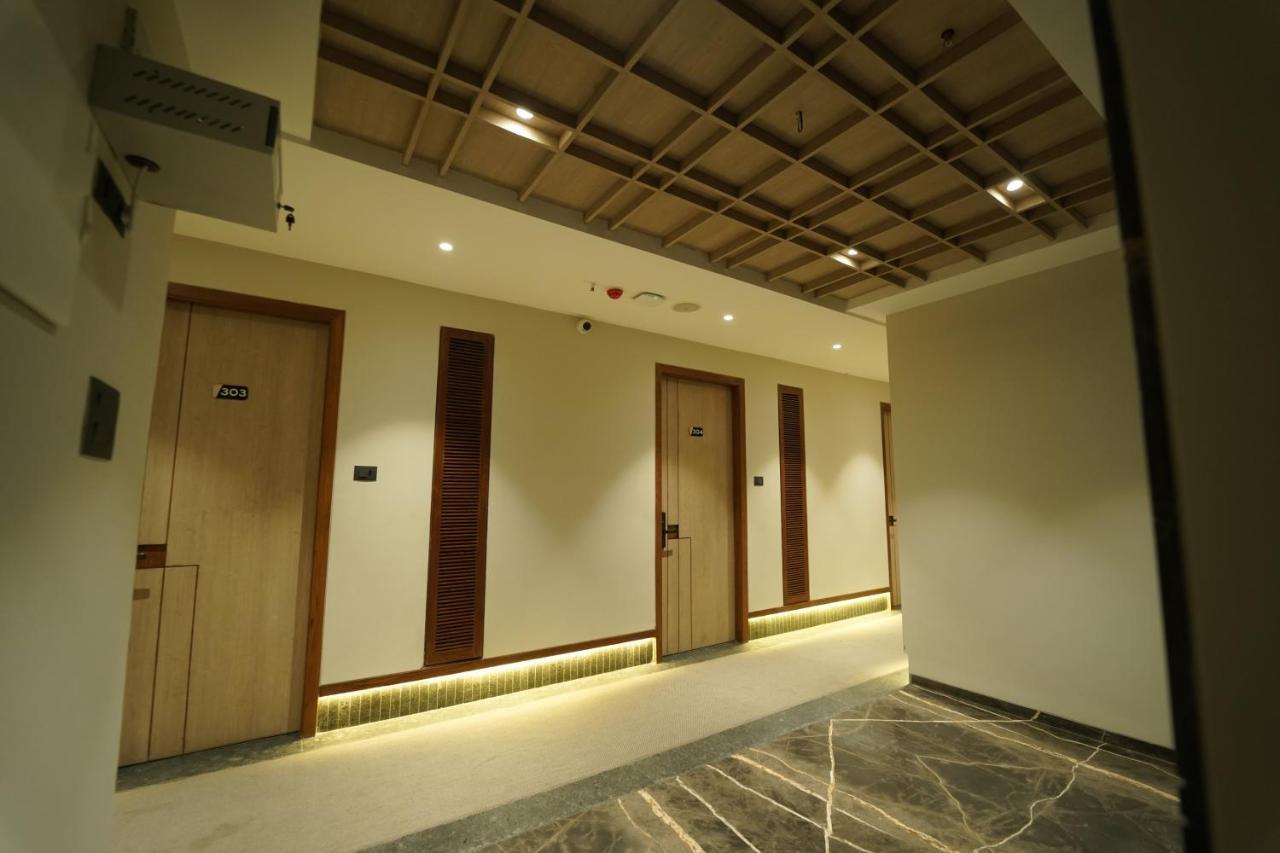 Hotel Laksh Raipur  Luaran gambar